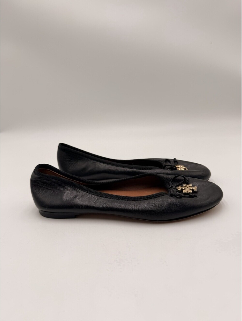 Women’s Tory Burch Tory Charm ballet Black Leather flats Size 5M